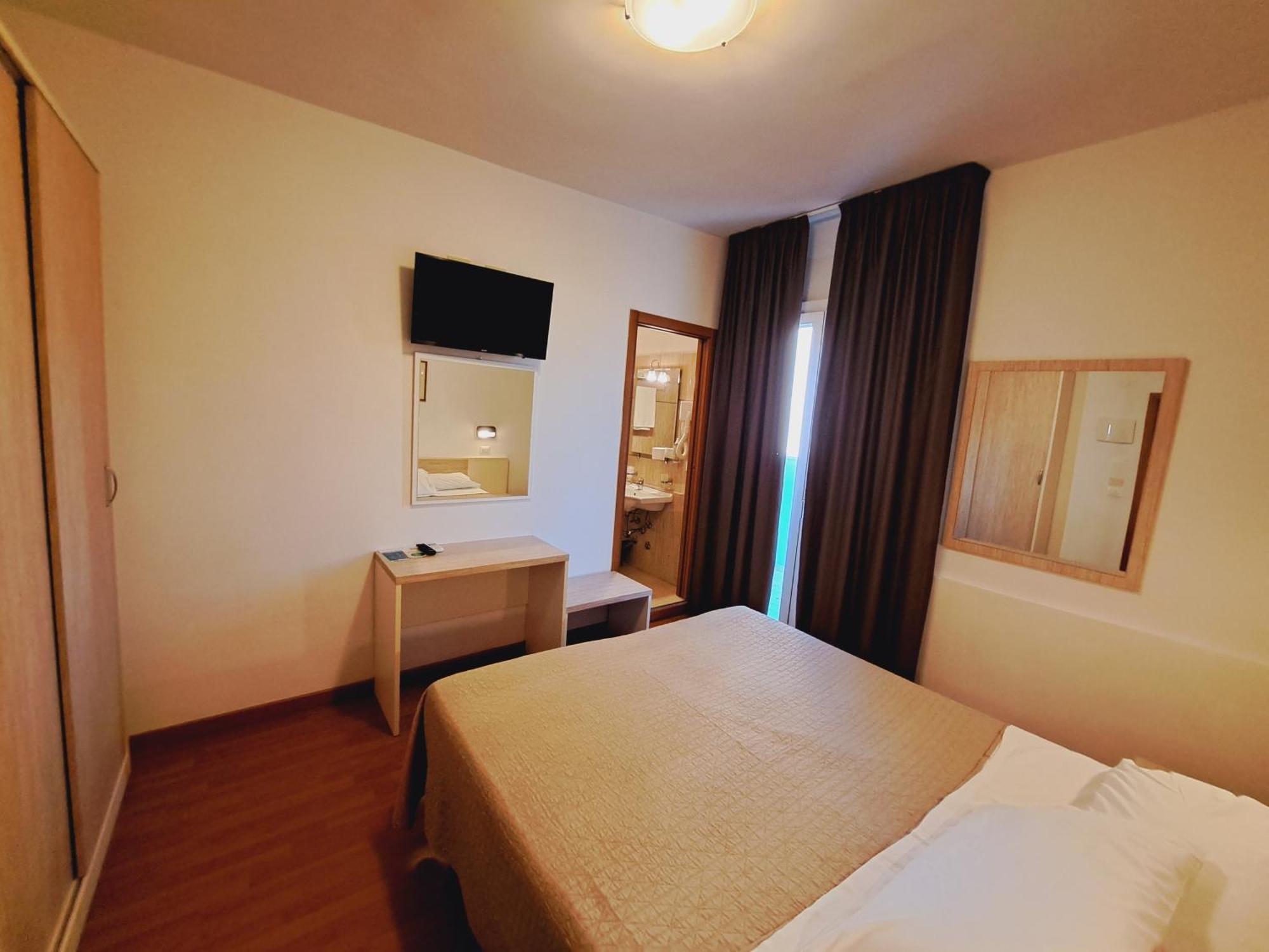 Hotel Butterfly Wellness & Spa Ρίμινι Εξωτερικό φωτογραφία
