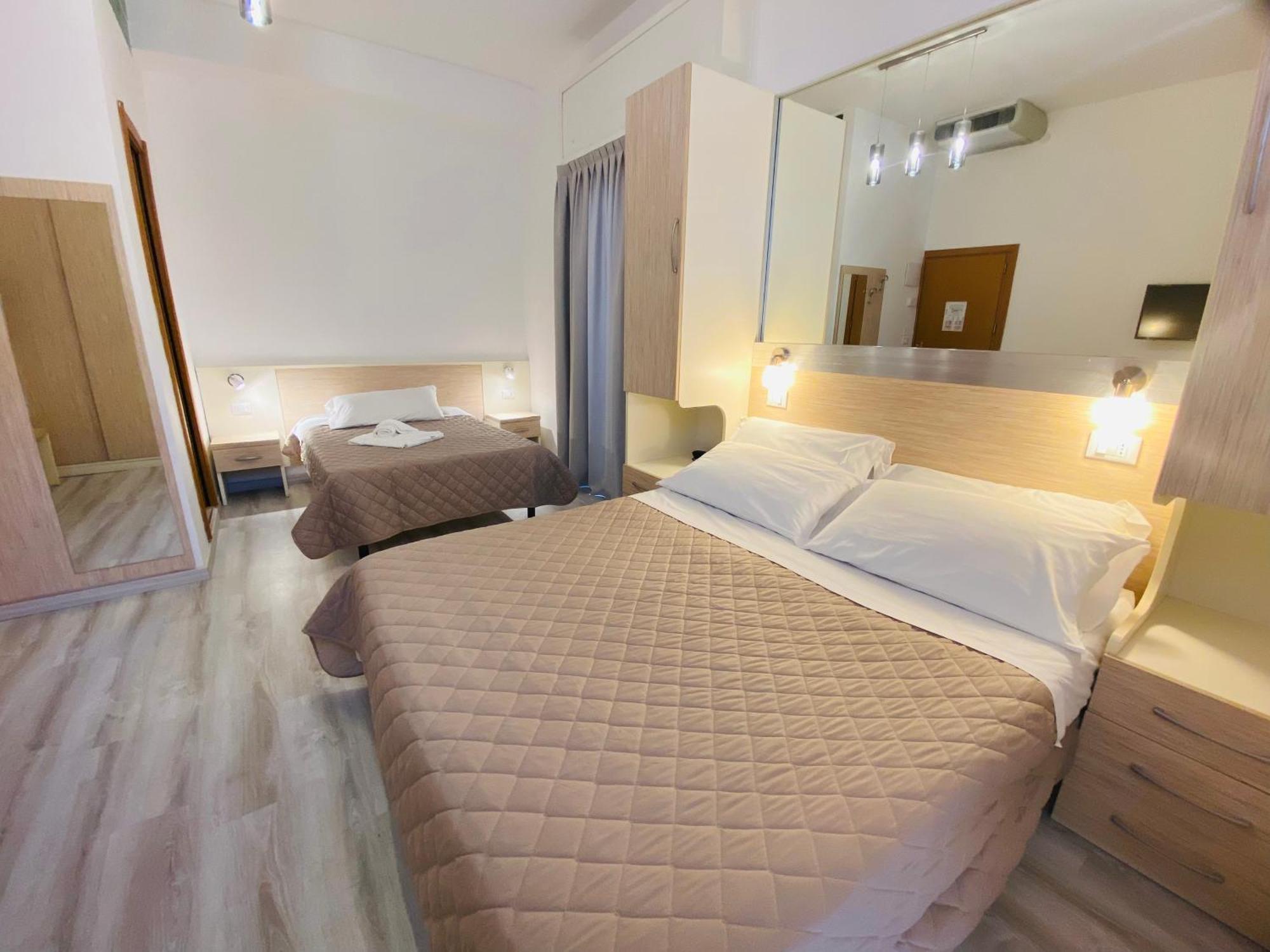 Hotel Butterfly Wellness & Spa Ρίμινι Εξωτερικό φωτογραφία