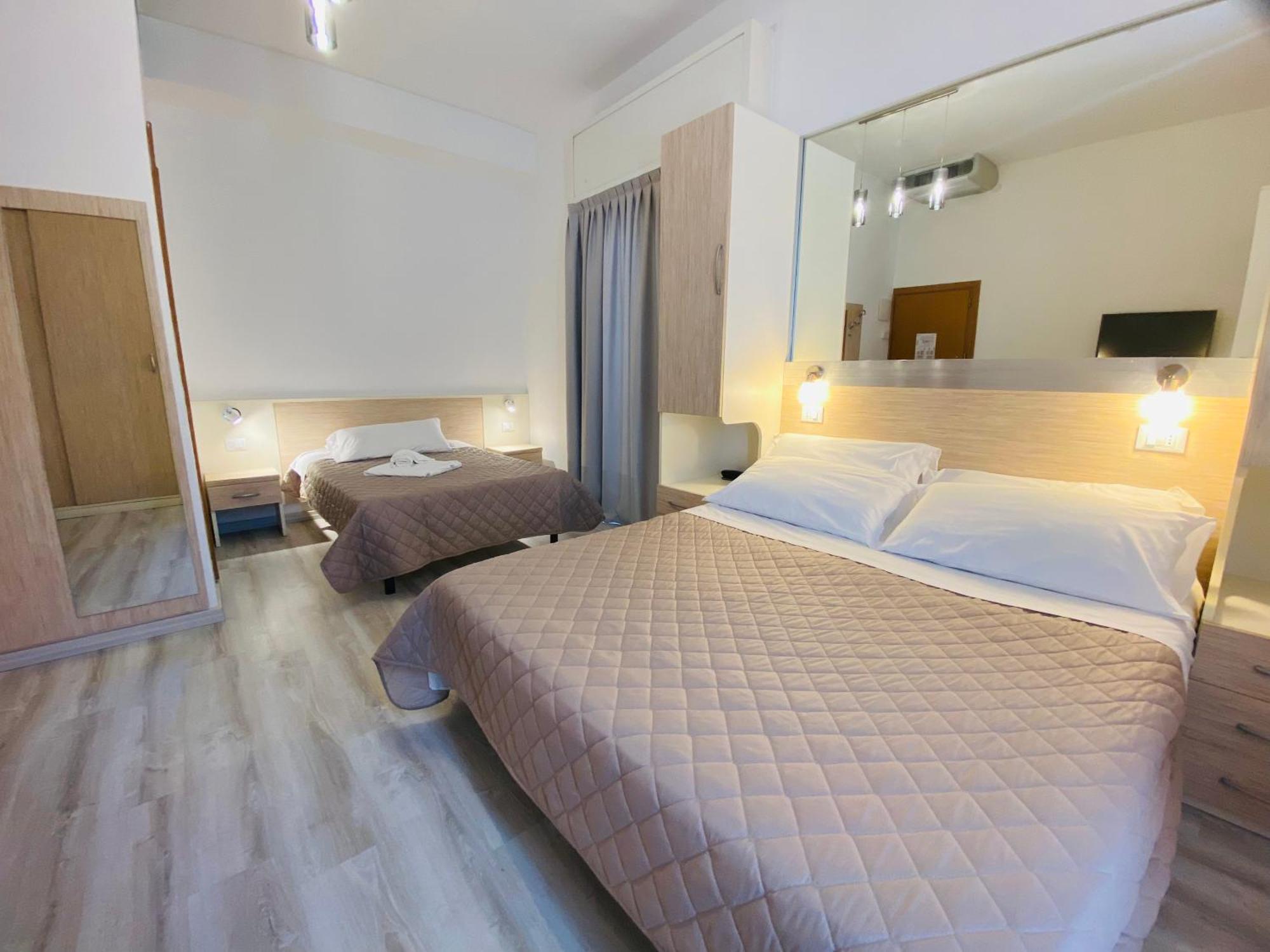 Hotel Butterfly Wellness & Spa Ρίμινι Εξωτερικό φωτογραφία