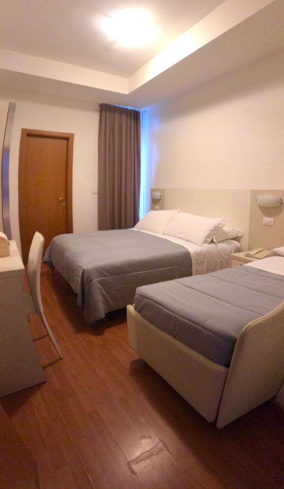 Hotel Butterfly Wellness & Spa Ρίμινι Εξωτερικό φωτογραφία