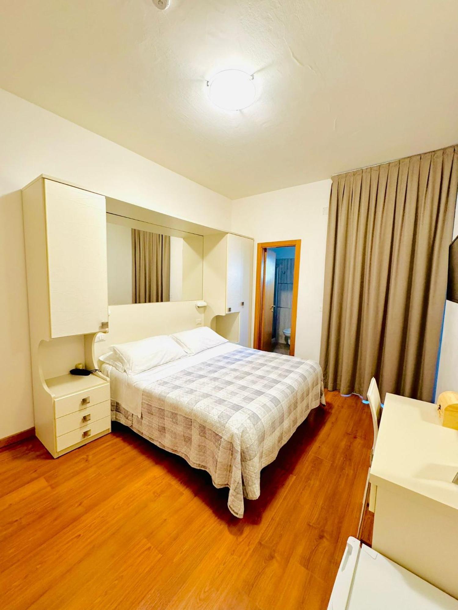 Hotel Butterfly Wellness & Spa Ρίμινι Εξωτερικό φωτογραφία